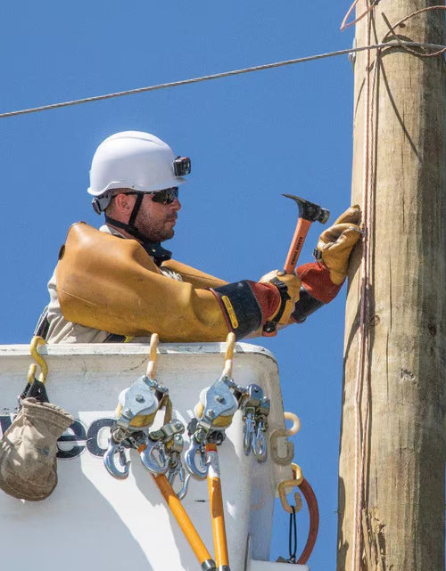 Load image into Gallery viewer, Lineman&#39;S Claw Milled Hammer
